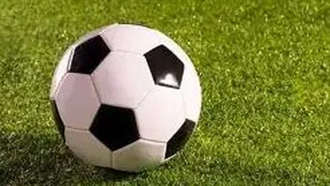 TES战BLG第二局塞拉斯大放异彩，Creme夺MVP，赞数高达22赞53回！